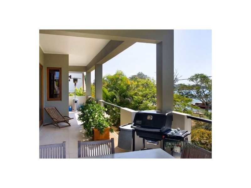 2/11 Hilton Esplanade, Noosaville QLD 4566