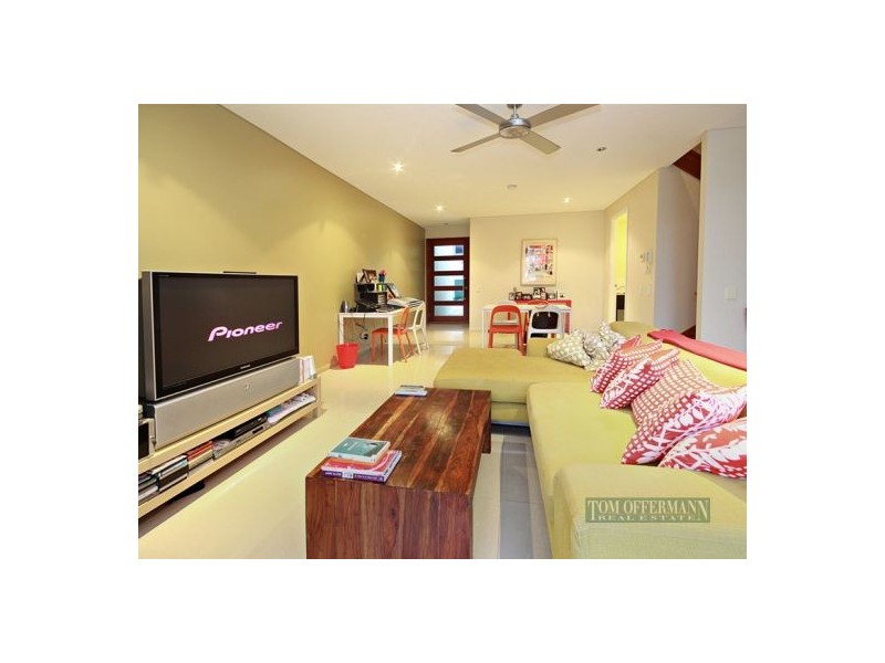 9/233 Weyba Rd, Noosaville QLD 4566