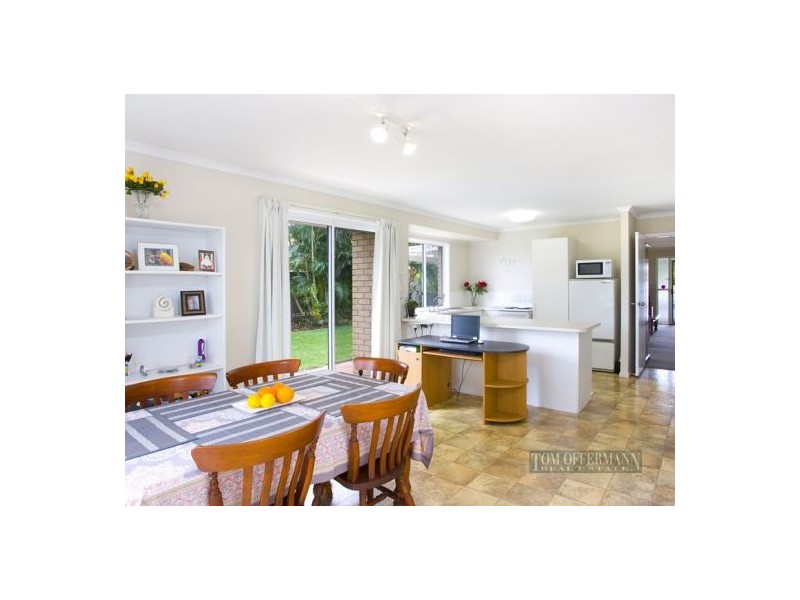 14 Columbia Drive, Sunrise Beach QLD 4567