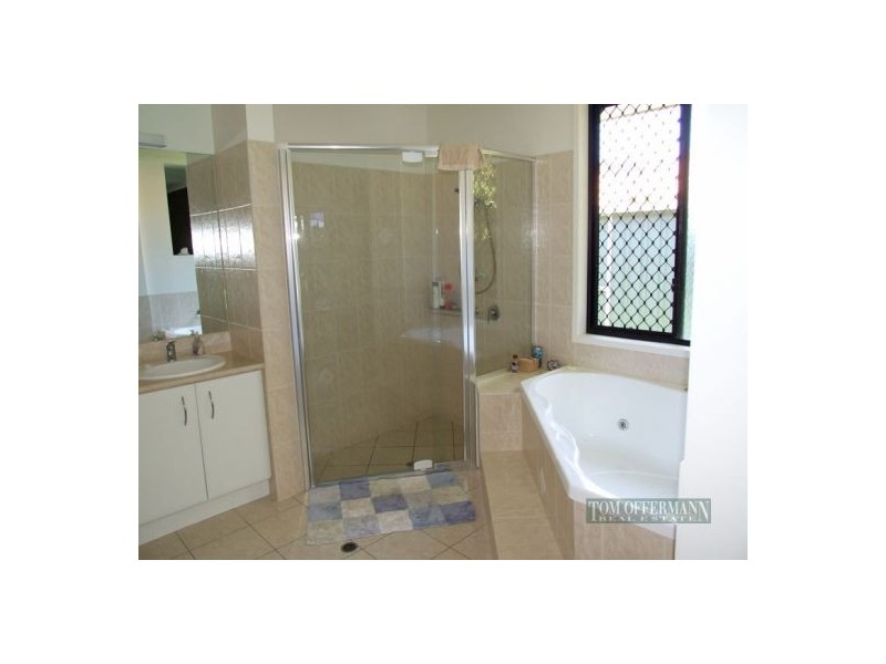 30 Regatta Circuit, Noosaville QLD 4566