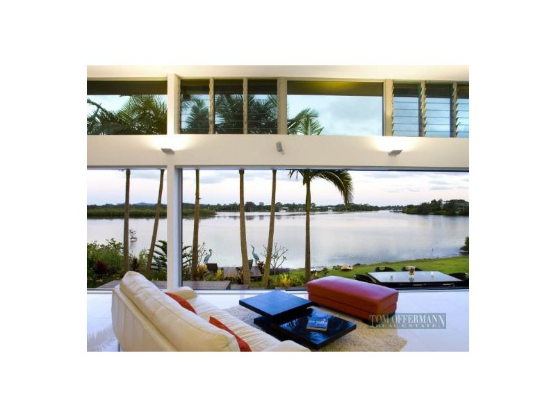 90 Crank St, Tewantin QLD 4565