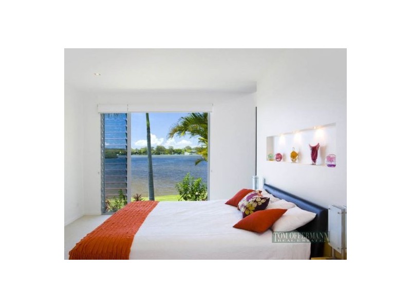 90 Crank St, Tewantin QLD 4565