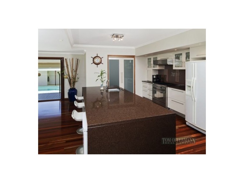 559 Cooroy Noosa SERVICE Rd, Tinbeerwah QLD 4563