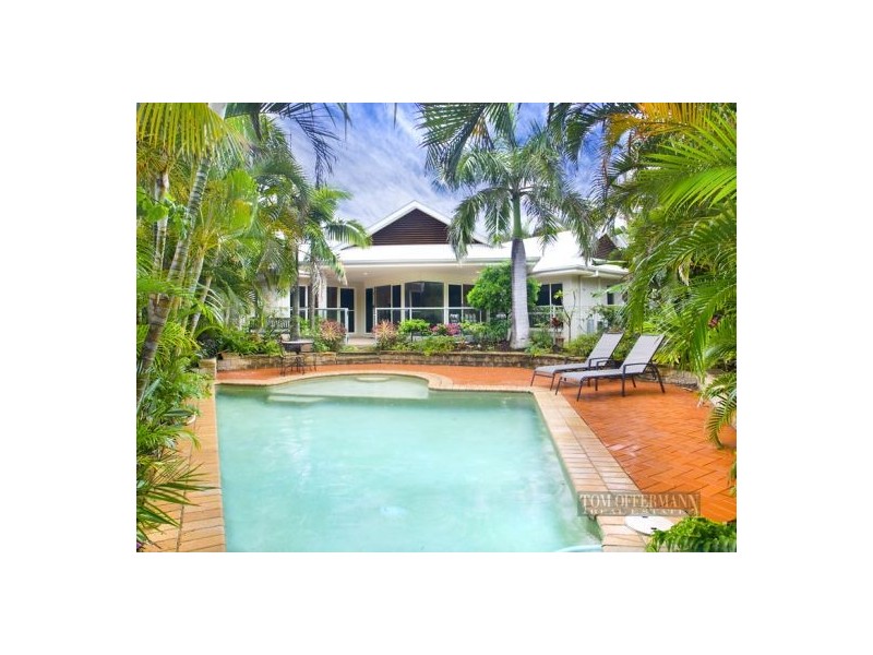 7 Daybreak Court, Castaways Beach QLD 4567