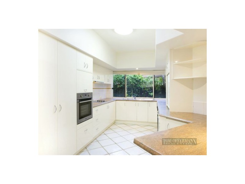 7 Daybreak Court, Castaways Beach QLD 4567