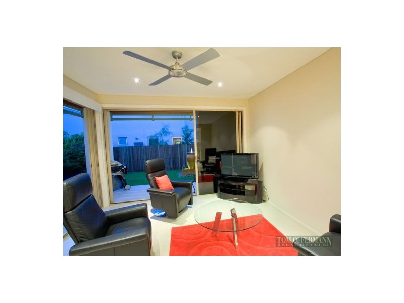 4/233 Weyba Rd, Noosaville QLD 4566