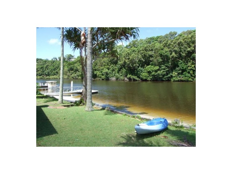 49 Mossman Ct, Noosa Heads QLD 4567