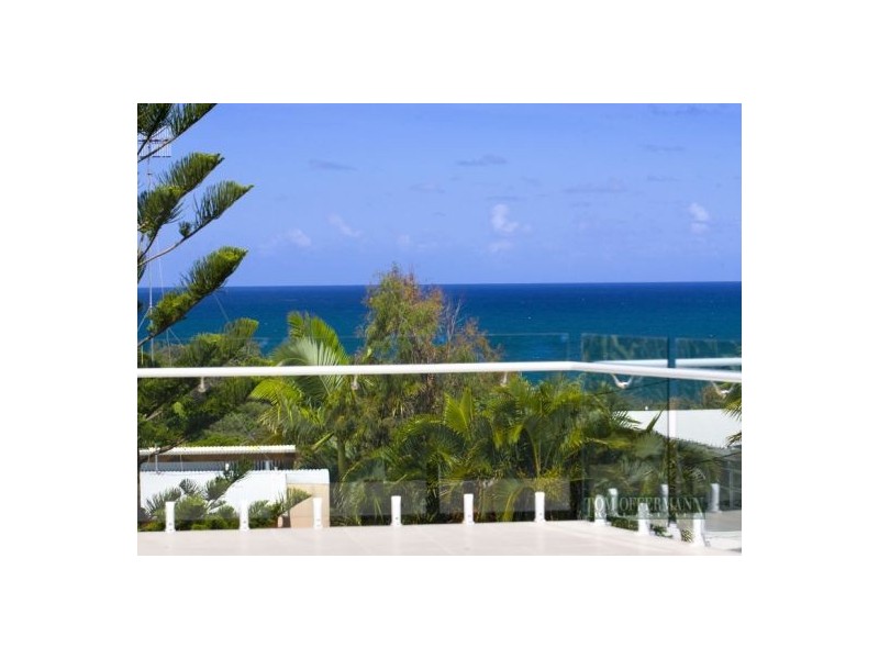 2/43 Sobraon St, Sunrise Beach QLD 4567