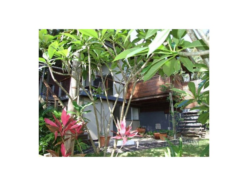 220 Edwards St, Sunshine Beach QLD 4567