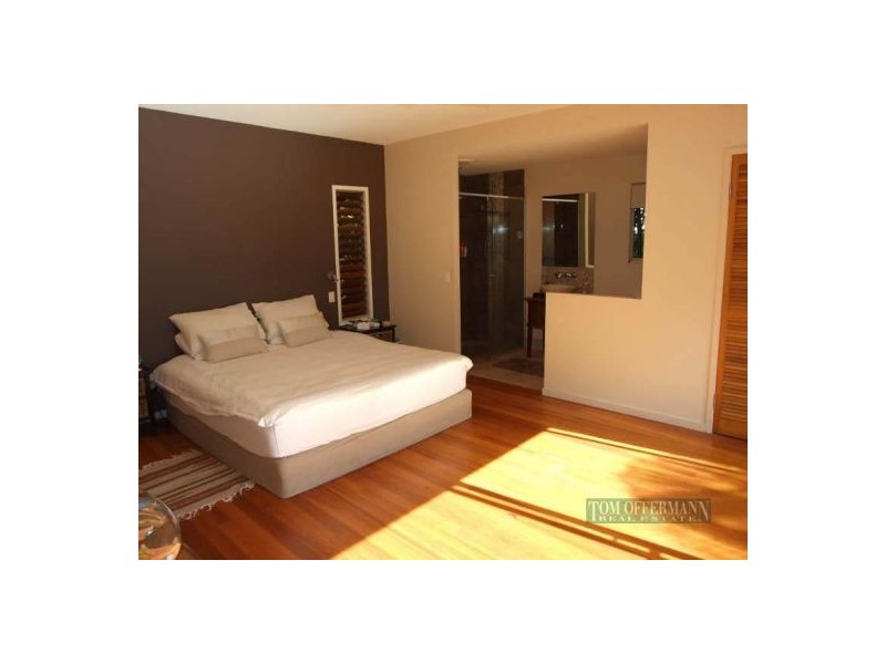 220 Edwards St, Sunshine Beach QLD 4567