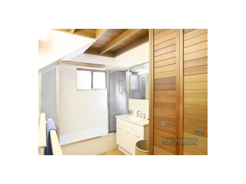 10 Nairana Rest, Noosa Heads QLD 4567