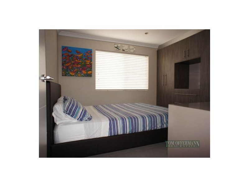 1/4 Attunga Heights, Noosa Heads QLD 4567