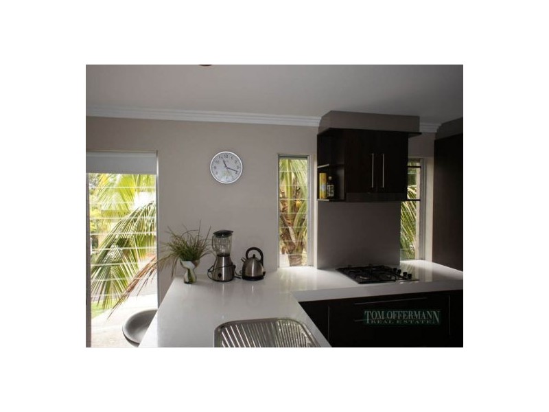 1/4 Attunga Heights, Noosa Heads QLD 4567