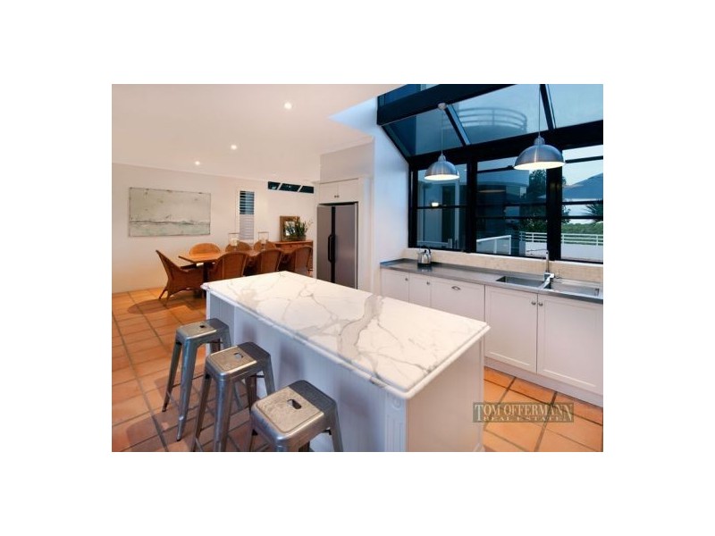 41 McAnally Drive, Sunshine Beach QLD 4567