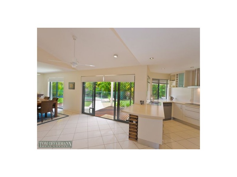 18 Seacove Crt, Noosa Waters QLD 4566