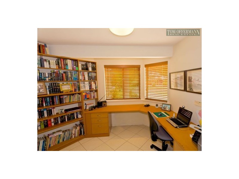 18 Seacove Crt, Noosa Waters QLD 4566