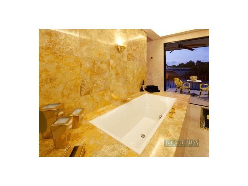 7 The Promontory, Noosa Waters QLD 4566