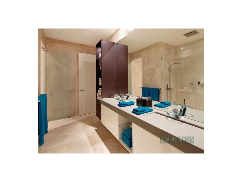 7 The Promontory, Noosa Waters QLD 4566