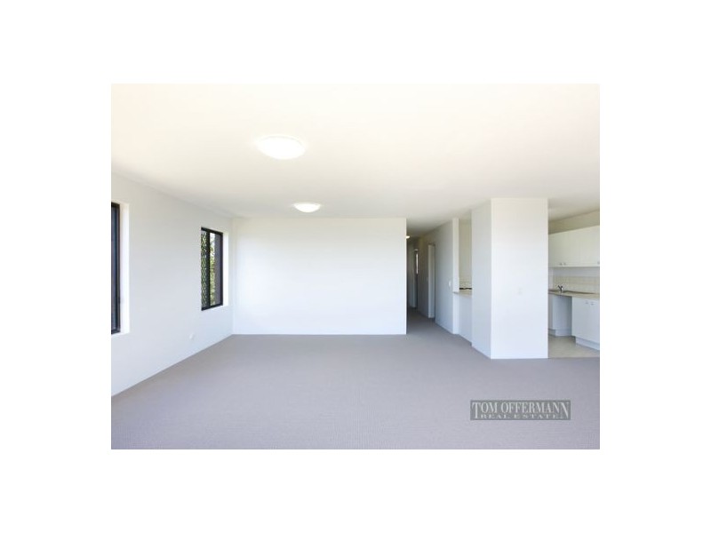 2/14 Ventura St, Sunrise Beach QLD 4567