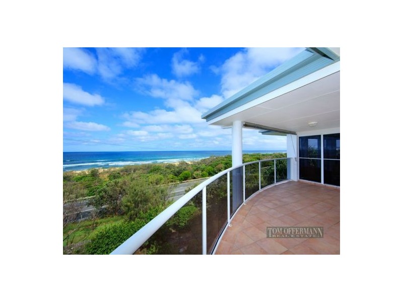 8 Tropicana Rise, Castaways Beach QLD 4567