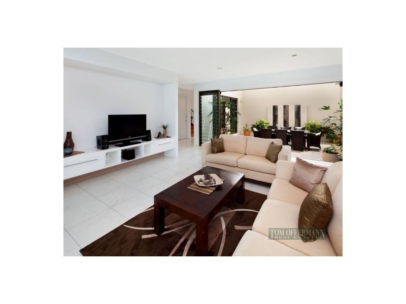 22 Masthead Quay, Noosa Waters QLD 4566