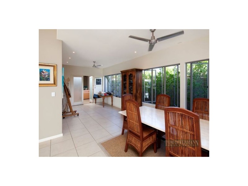 11 Waterside Court, Noosa Waters QLD 4566