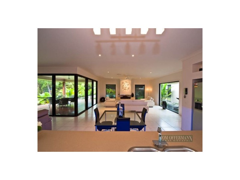 17 Attenuatta Place, Noosaville QLD 4566