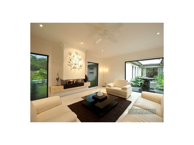 17 Attenuatta Place, Noosaville QLD 4566