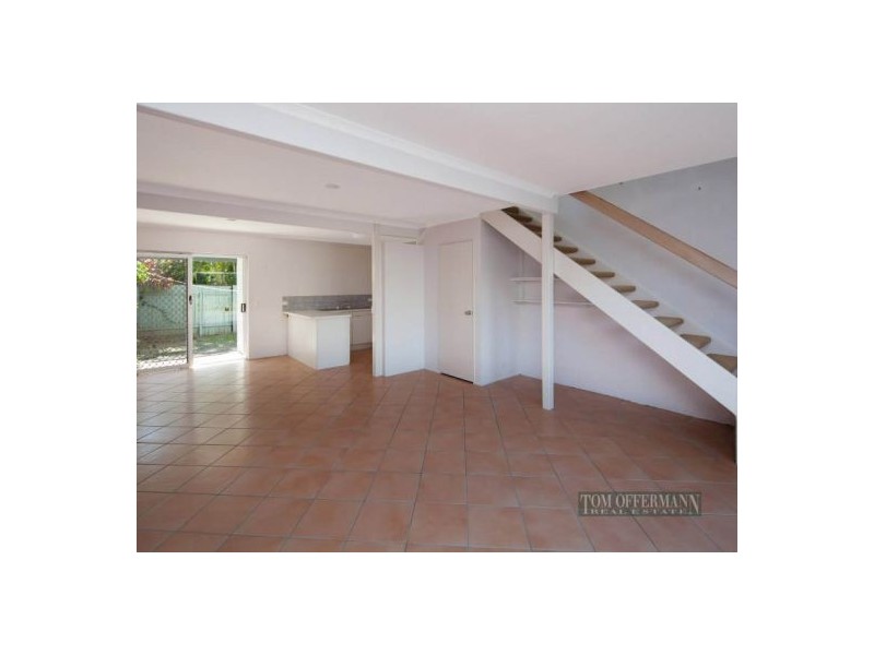 2/14 Ray St, Sunshine Beach QLD 4567