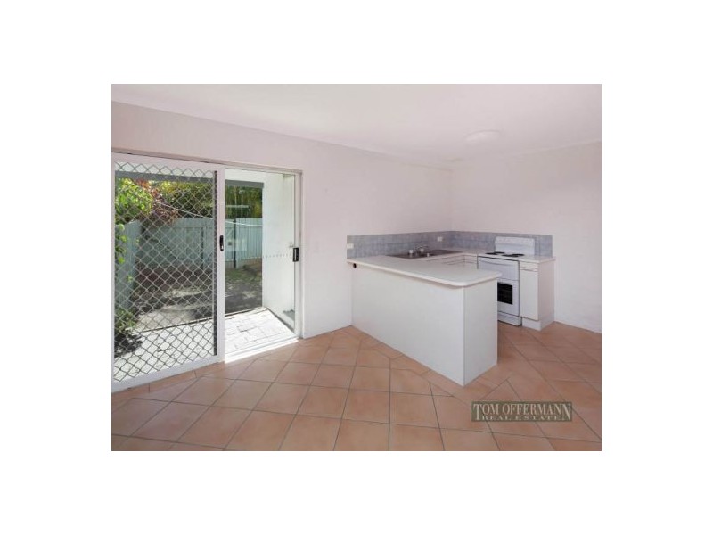 2/14 Ray St, Sunshine Beach QLD 4567