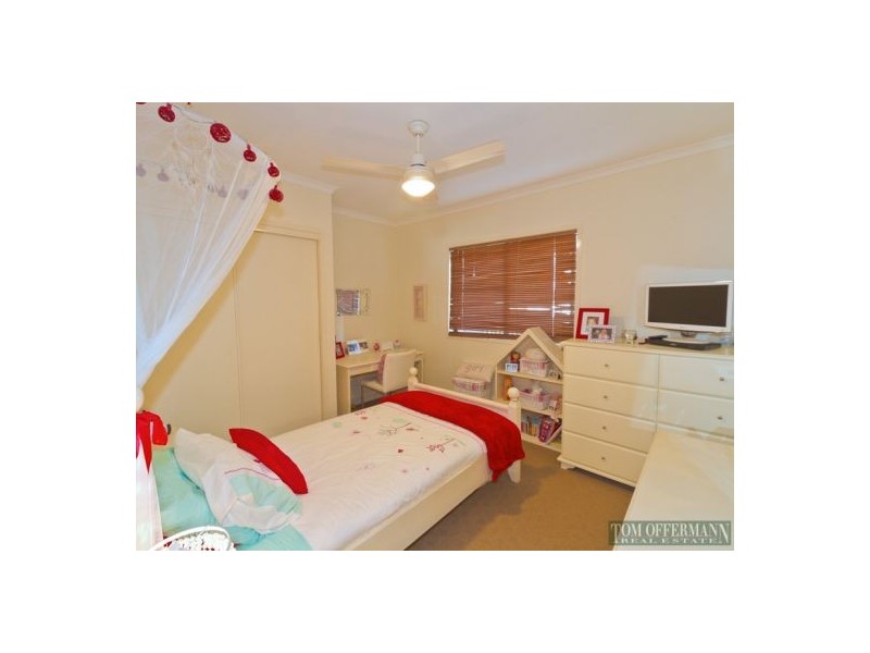 8 Maheno Court, Sunrise Beach QLD 4567