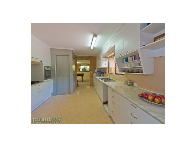 83 Lake Weyba Drive, Noosaville QLD 4566