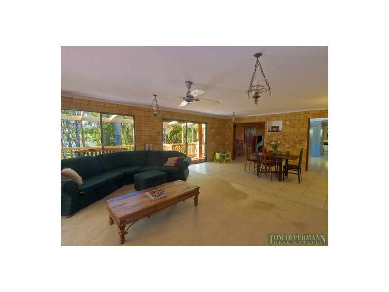 83 Lake Weyba Drive, Noosaville QLD 4566