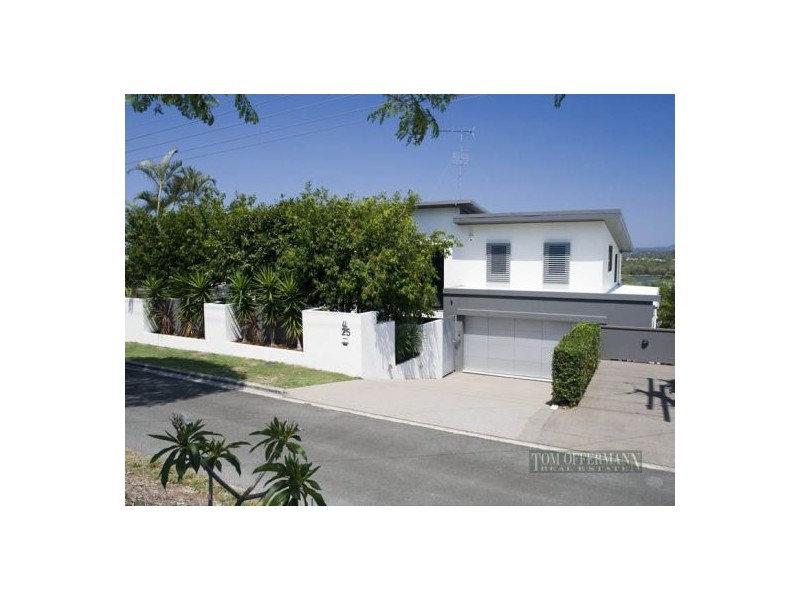 25 Arkana Drive, Noosa Heads QLD 4567