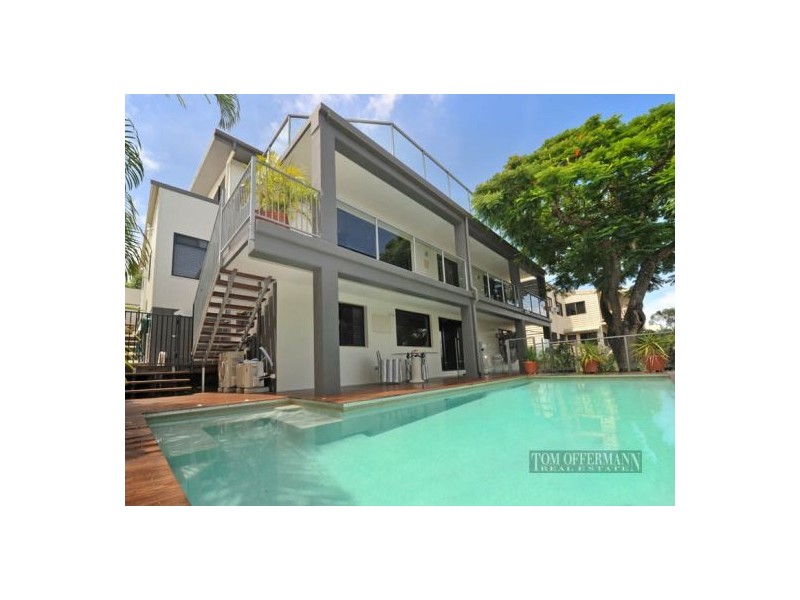 25 Arkana Drive, Noosa Heads QLD 4567