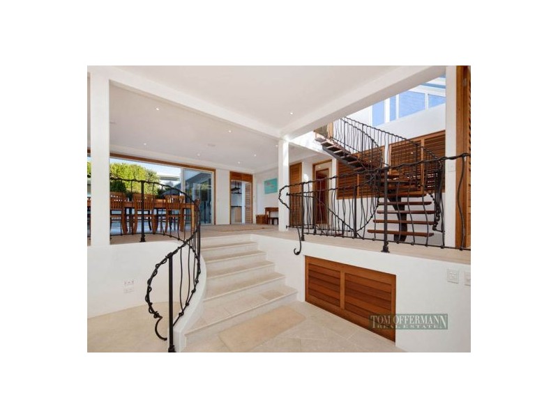 27 McAnally Dr, Sunshine Beach QLD 4567