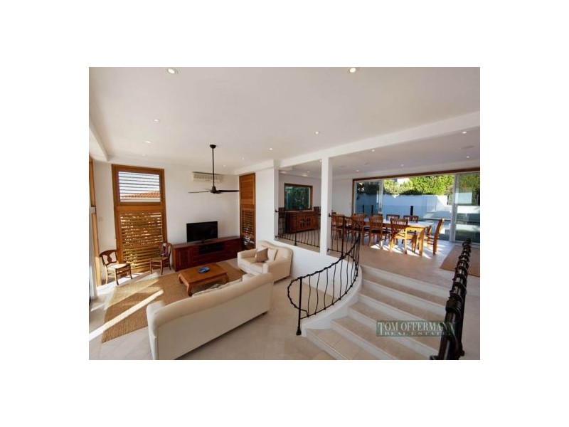 27 McAnally Dr, Sunshine Beach QLD 4567