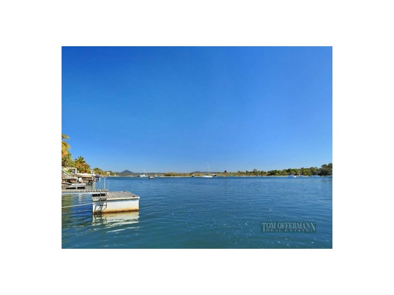 18 Noosa Parade, Noosa Heads QLD 4567