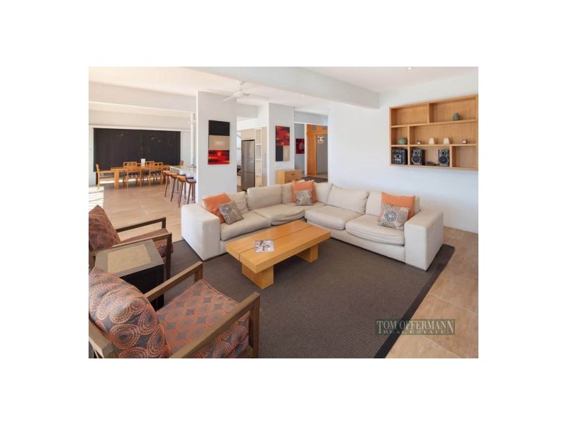 18 Noosa Parade, Noosa Heads QLD 4567