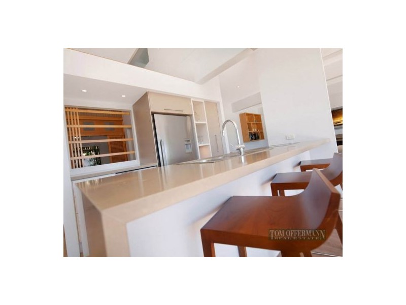 18 Noosa Parade, Noosa Heads QLD 4567