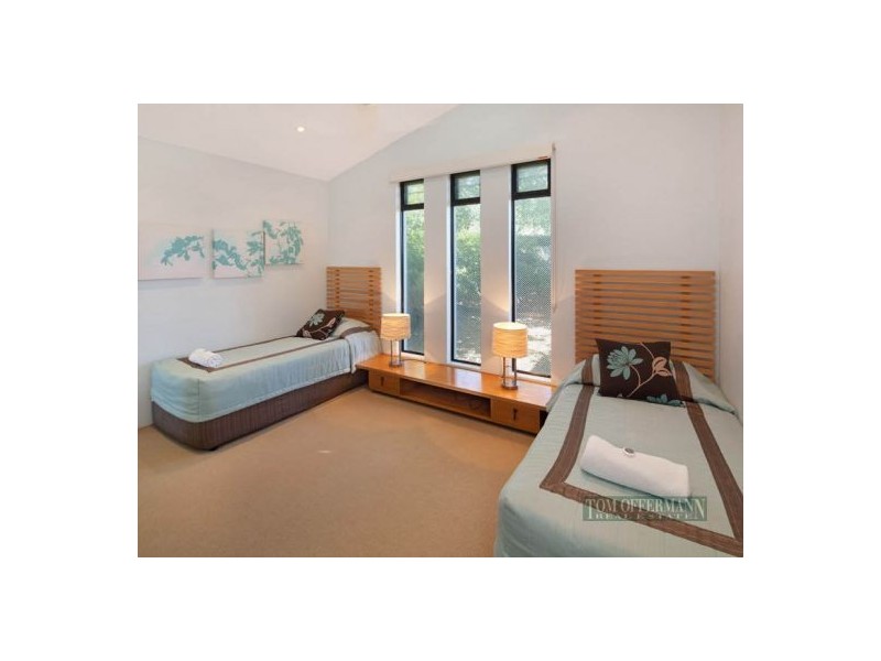 18 Noosa Parade, Noosa Heads QLD 4567