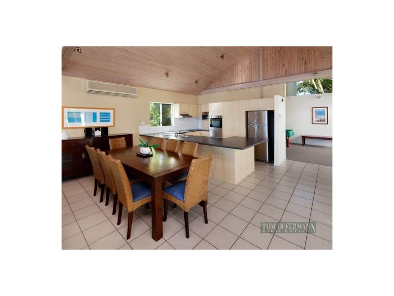 22 Noosa Parade, Noosa Heads QLD 4567