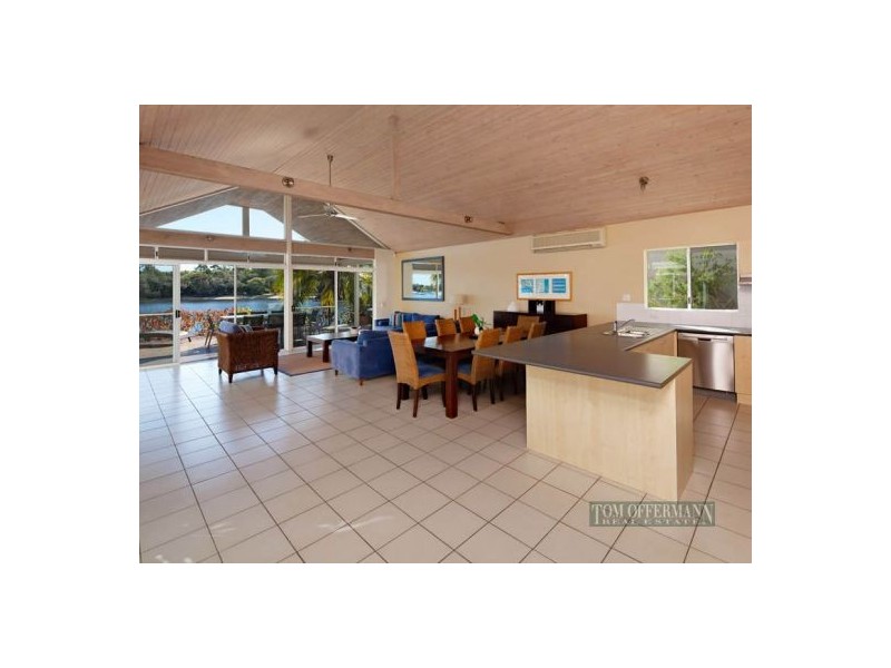 22 Noosa Parade, Noosa Heads QLD 4567