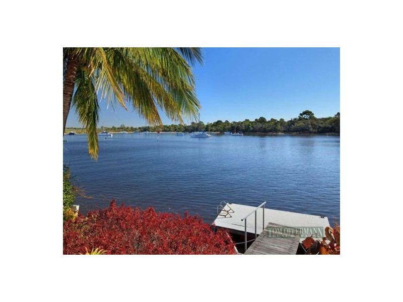 22 Noosa Parade, Noosa Heads QLD 4567