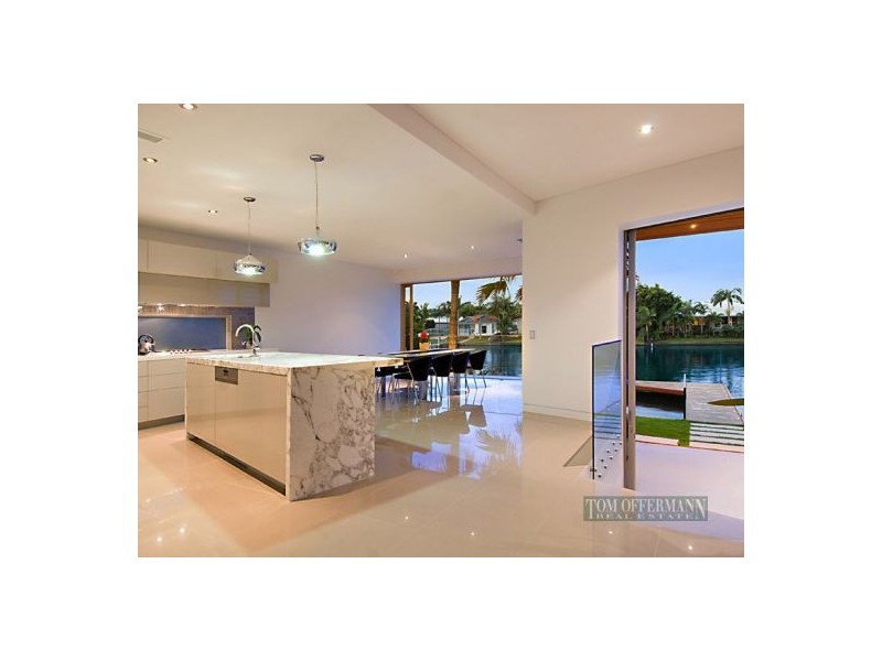 16 Seahorse Place, Noosa Waters QLD 4566