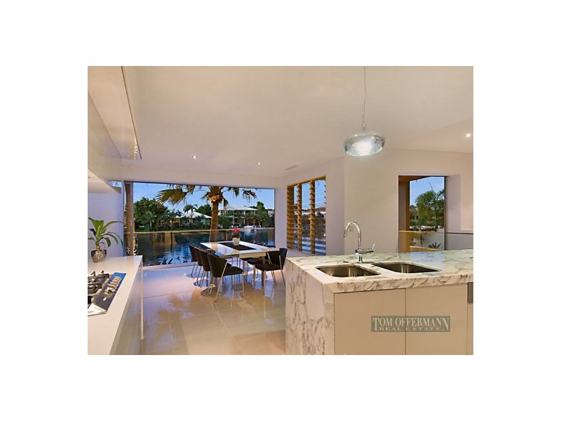 16 Seahorse Place, Noosa Waters QLD 4566