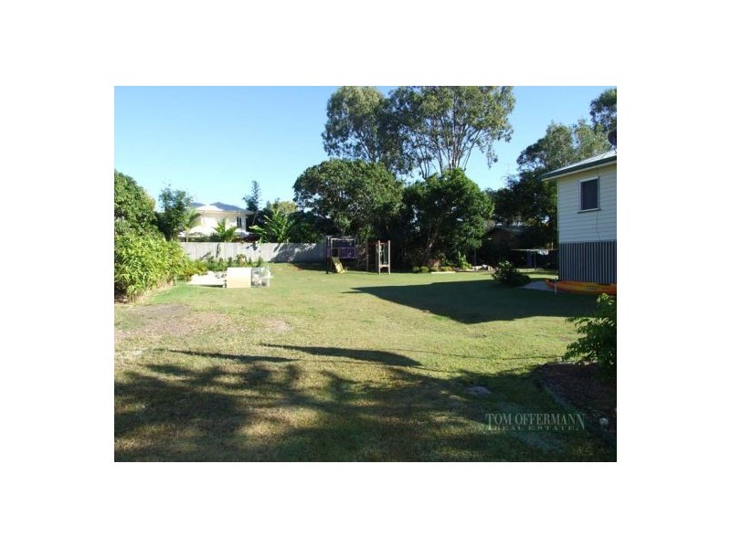 19 Cloudsley St, Noosaville QLD 4566