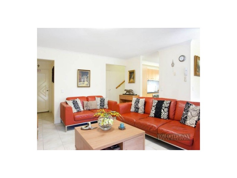 6/15 Beacon Court, Sunrise Beach QLD 4567