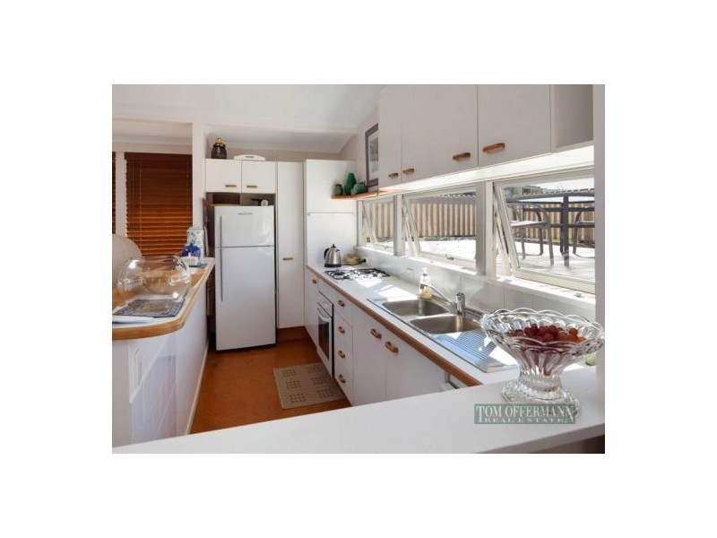 4 Seaview Tce, Sunshine Beach QLD 4567