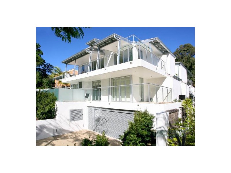 2/80 Upper Hastings St, Little Cove QLD 4567